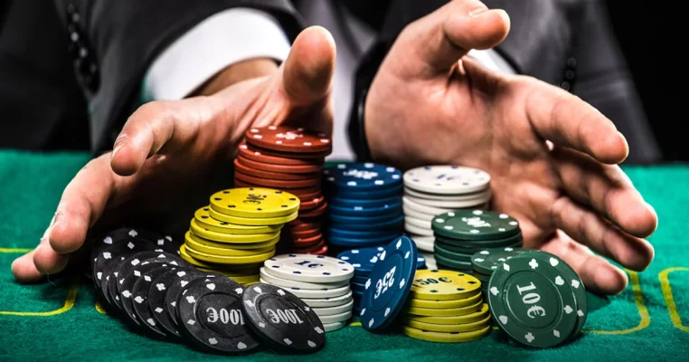 All In Poker Là Gì? Tìm Hiểu Chiến Lược All In Hiệu Quả Trong Poker