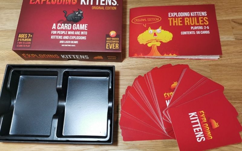 Hướng dẫn cơ bản và mở rộng về cách chơi trò chơi Exploding Kittens dành cho người mới bắt đầu